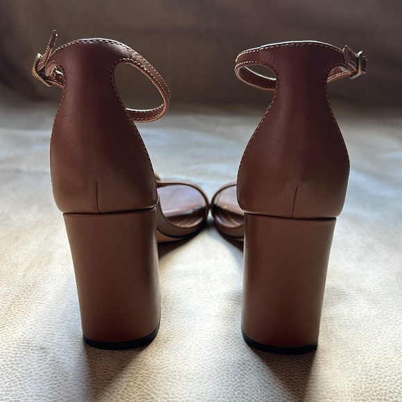 Coach Maya Signature Buckle Size 6.5 - Picture 4 of 5